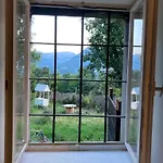 Maisonnette A La Campagne * Roissard