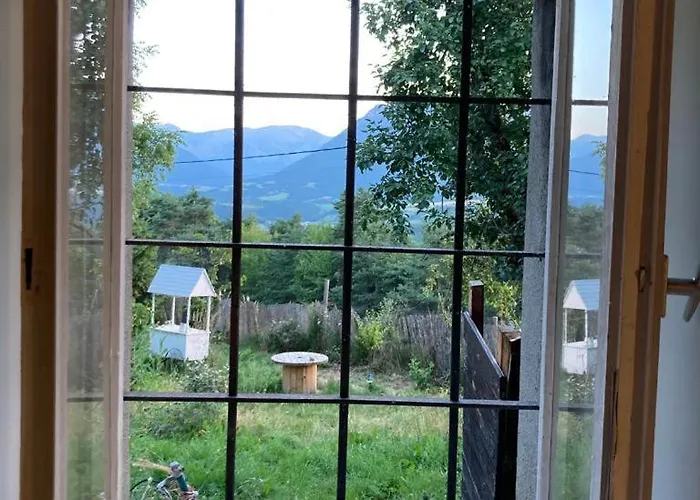Maisonnette à La Campagne * Roissard